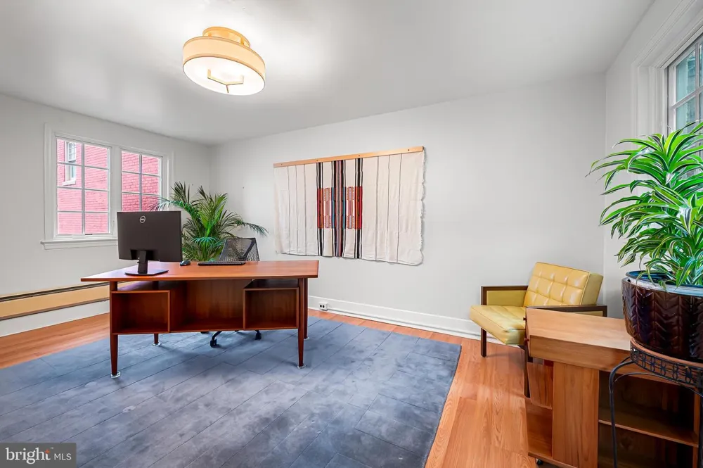 16 W READ STREET Baltimore, MD 21201