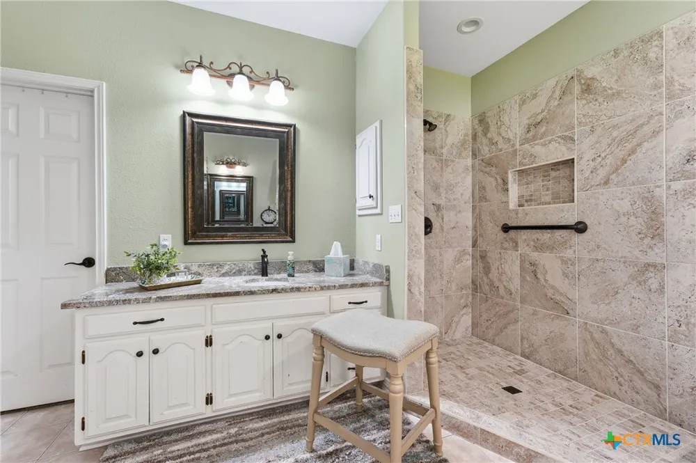 1196 Loch Lane Seguin, TX 78155