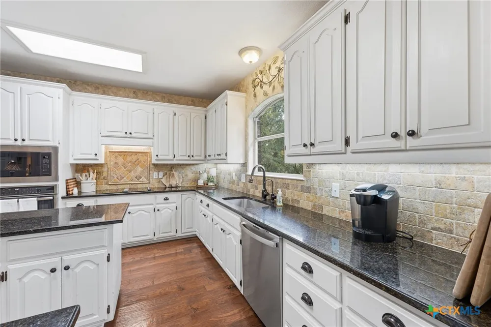 1196 Loch Lane Seguin, TX 78155