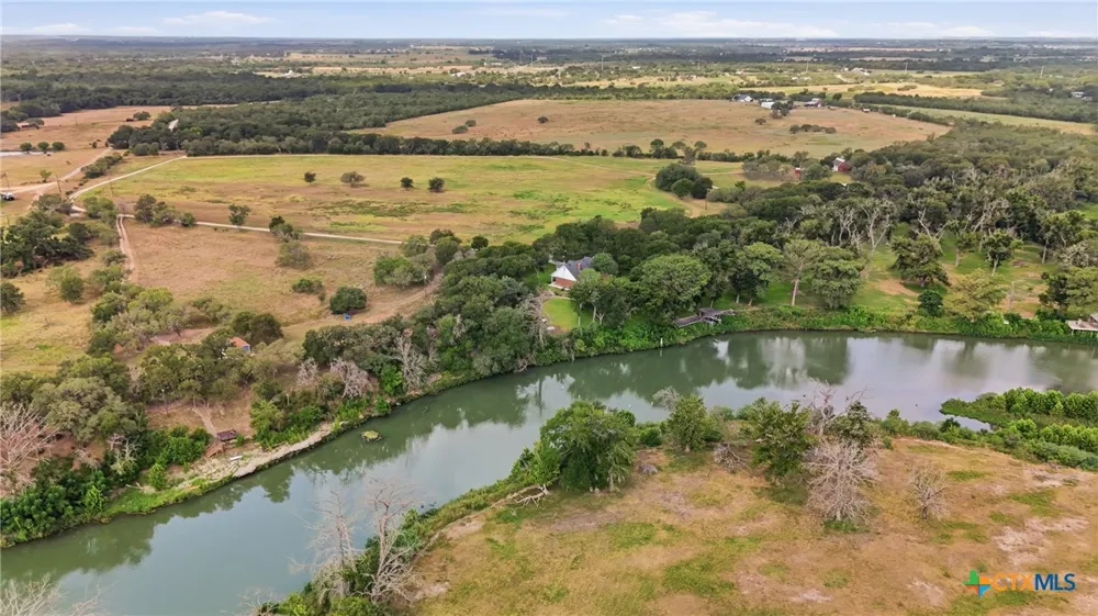 1196 Loch Lane Seguin, TX 78155