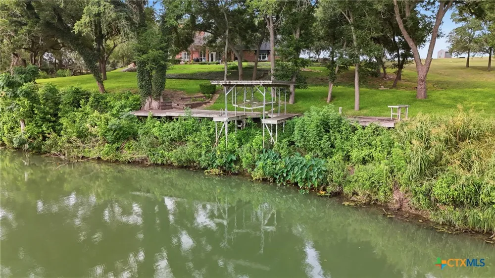 1196 Loch Lane Seguin, TX 78155