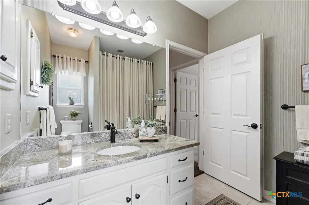 1196 Loch Lane Seguin, TX 78155