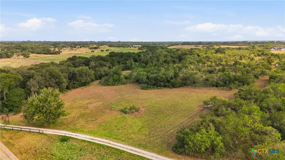 1196 Loch Lane Seguin, TX 78155