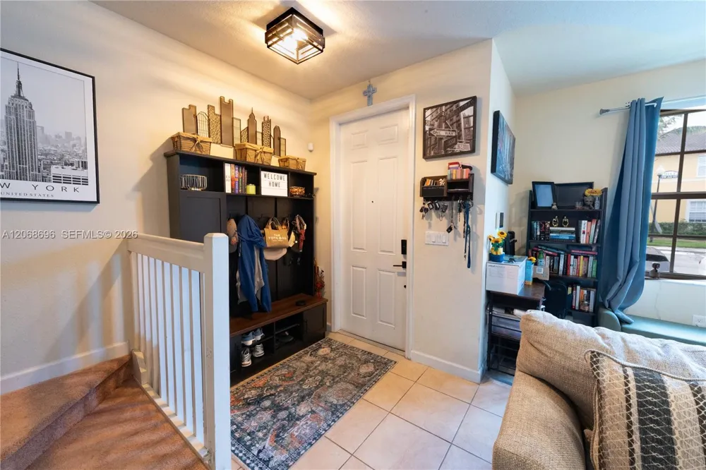 9051 SW 227th St #11 Cutler Bay, FL 33190