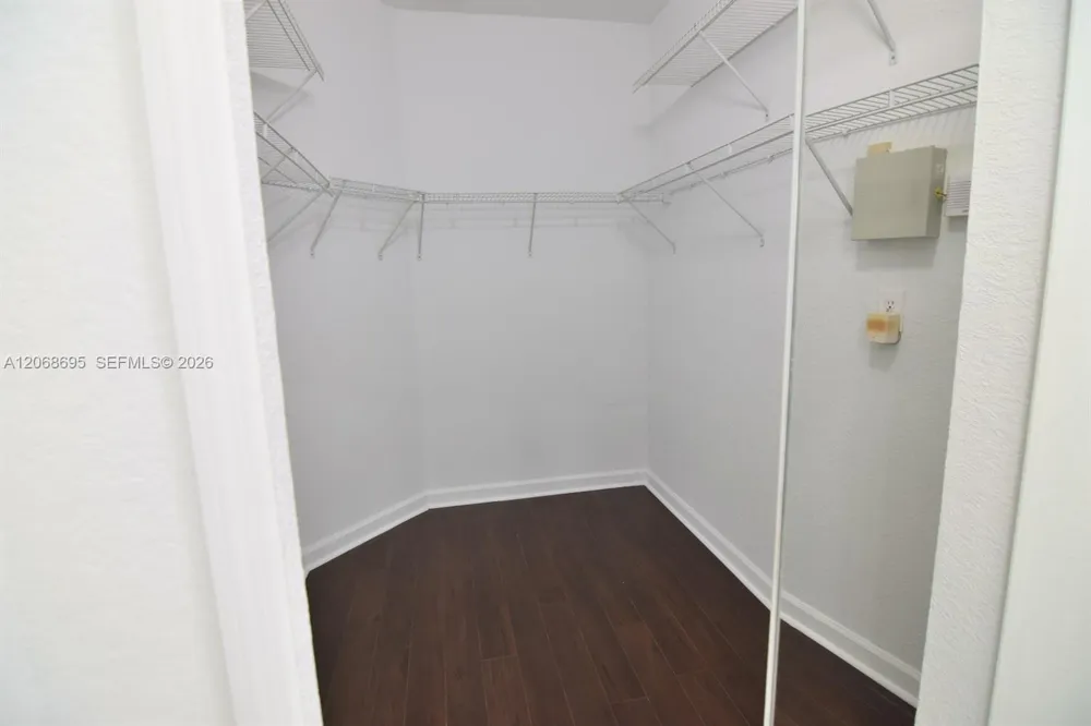 7855 NW 110th Ave #7855 Doral, FL 33178
