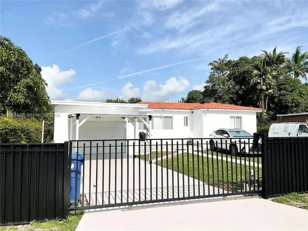 161 NW 145th St Miami, FL 33168