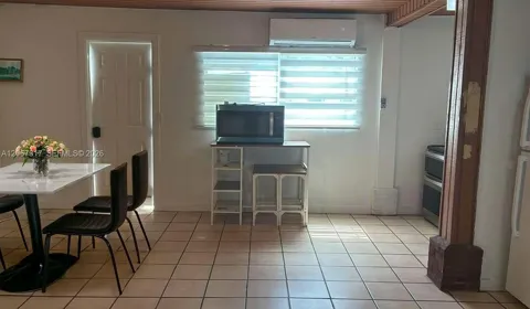5950 NW 114th St- Efficiency 1,