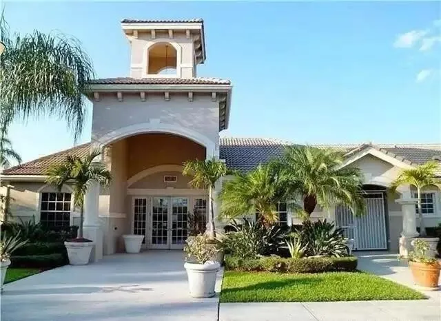 5021 WILES ROAD #205 Coconut Creek, FL 33073