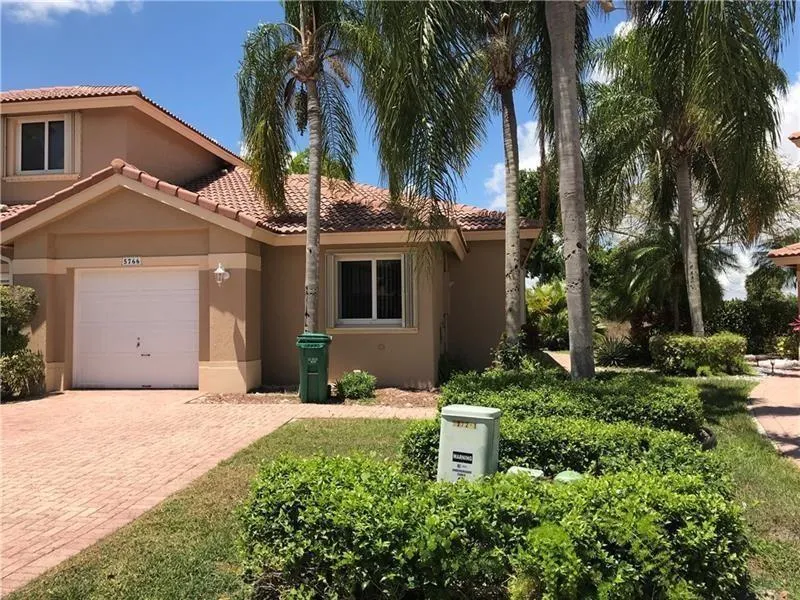 5766 NW 127th Terrace Coral Springs, FL 33076