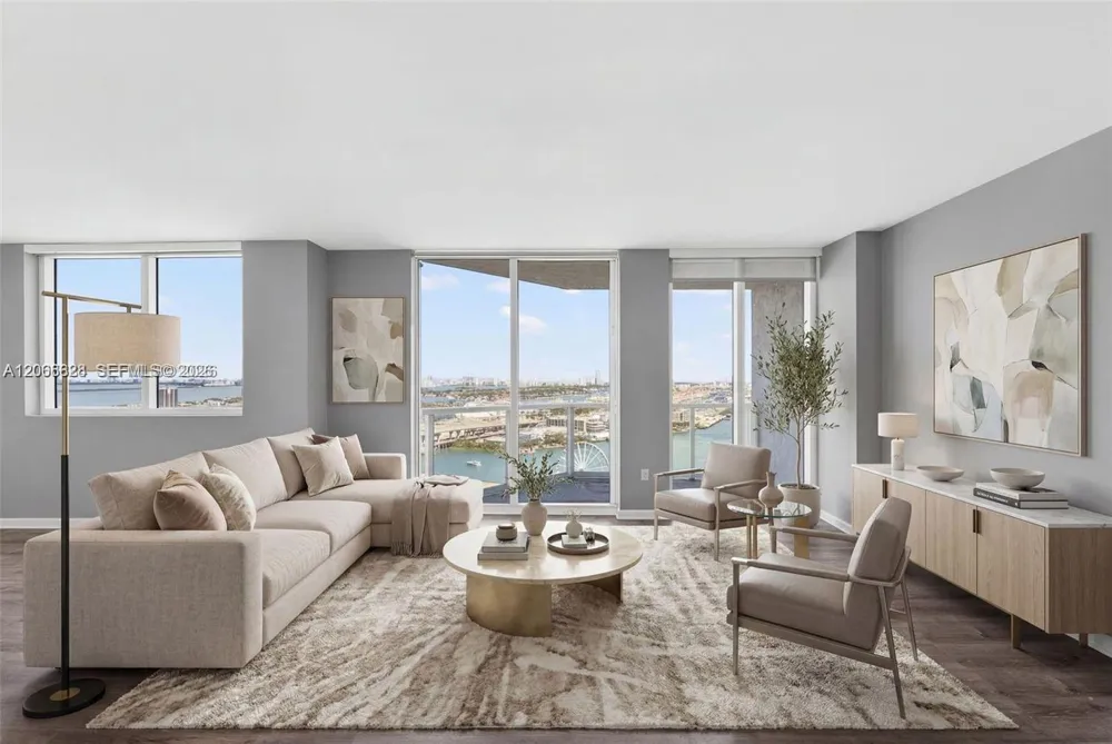 244 Biscayne Blvd #3702 Miami, FL 33132