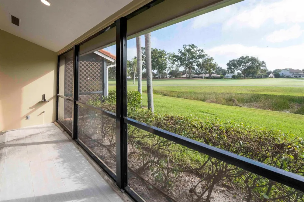 257 OLD MEADOW WAY Palm Beach Gardens, FL 33418