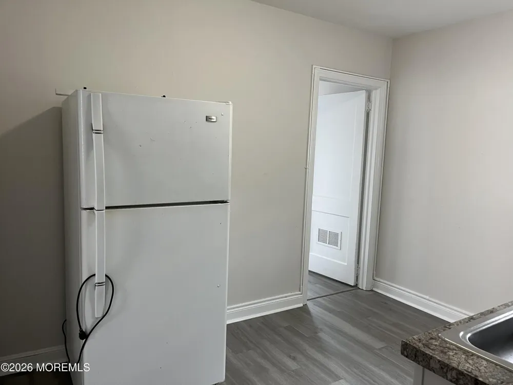 406 Highway 35 #Apt 3 Red Bank, NJ 07701
