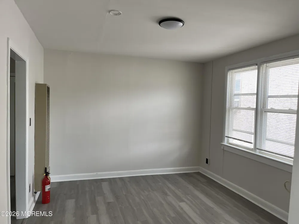 406 Highway 35 #Apt 3 Red Bank, NJ 07701