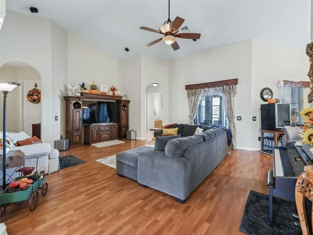 9926 SE SUNSET HARBOR ROAD Summerfield, FL 34491