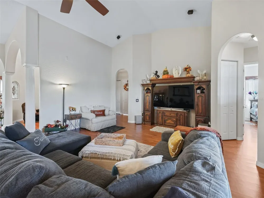 9926 SE SUNSET HARBOR ROAD Summerfield, FL 34491