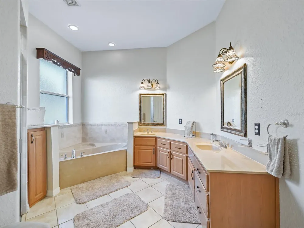 9926 SE SUNSET HARBOR ROAD Summerfield, FL 34491