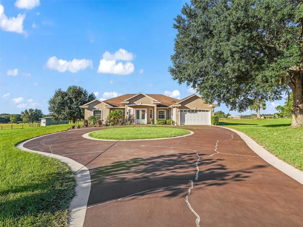 9926 SE SUNSET HARBOR ROAD Summerfield, FL 34491