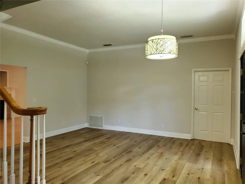 2121 FAIRFIELD AVENUE Brandon, FL 33510