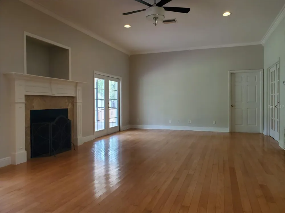 2121 FAIRFIELD AVENUE Brandon, FL 33510