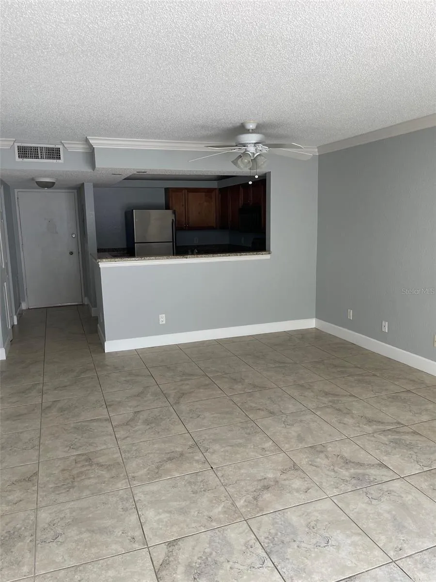 2755 COCONUT BAY LN LANE #119 (1K) Sarasota, FL 34237
