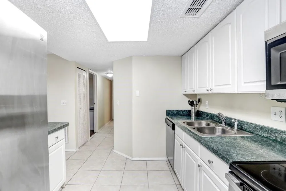 134 SYCAMORE LANE #F Oldsmar, FL 34677
