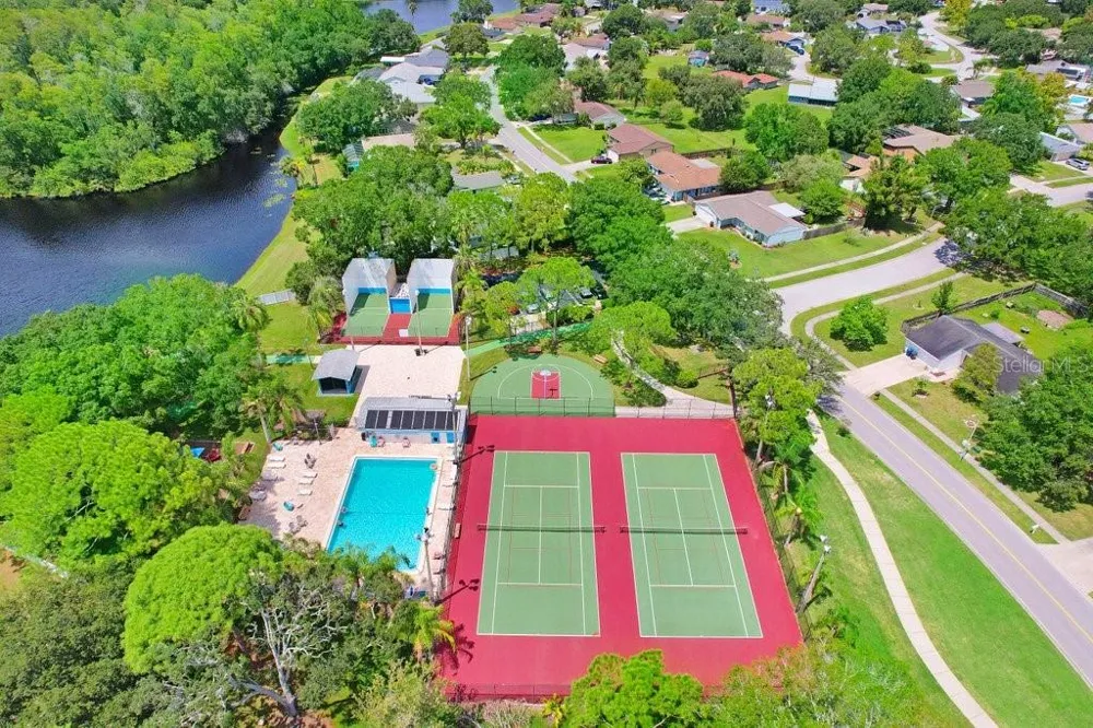 134 SYCAMORE LANE #F Oldsmar, FL 34677