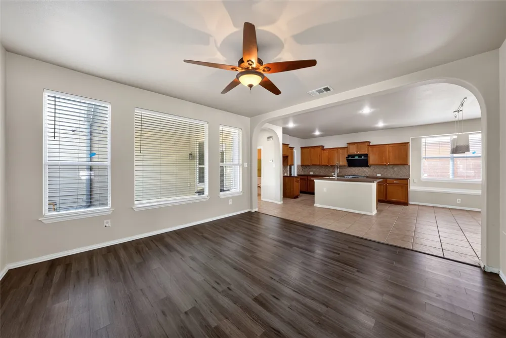 1833 Forsythe Drive Savannah, TX 76227