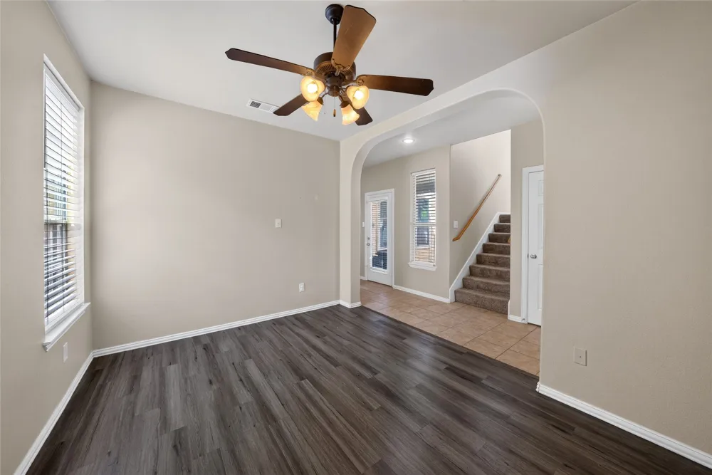 1833 Forsythe Drive Savannah, TX 76227