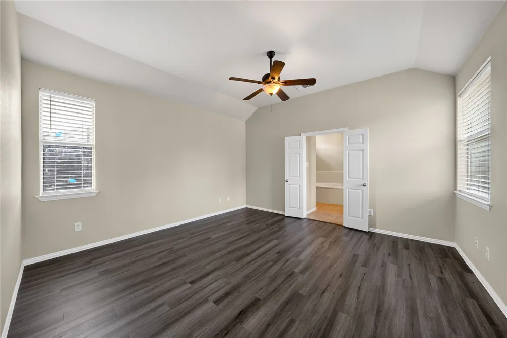 1833 Forsythe Drive Savannah, TX 76227