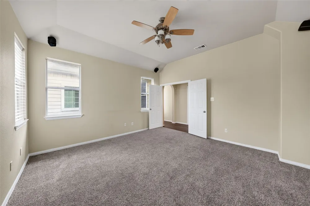 1833 Forsythe Drive Savannah, TX 76227