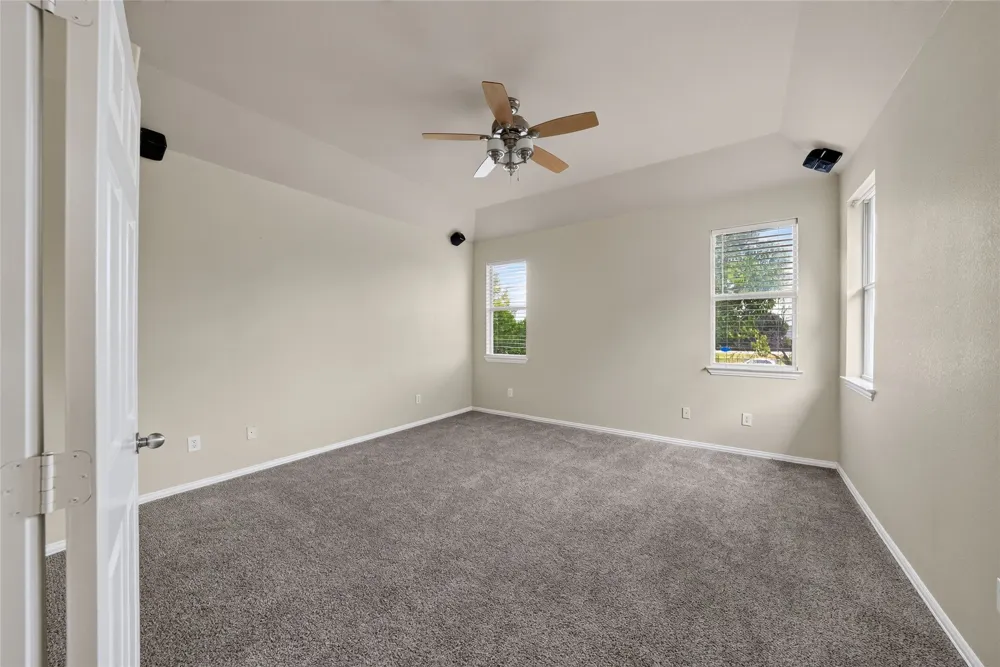 1833 Forsythe Drive Savannah, TX 76227