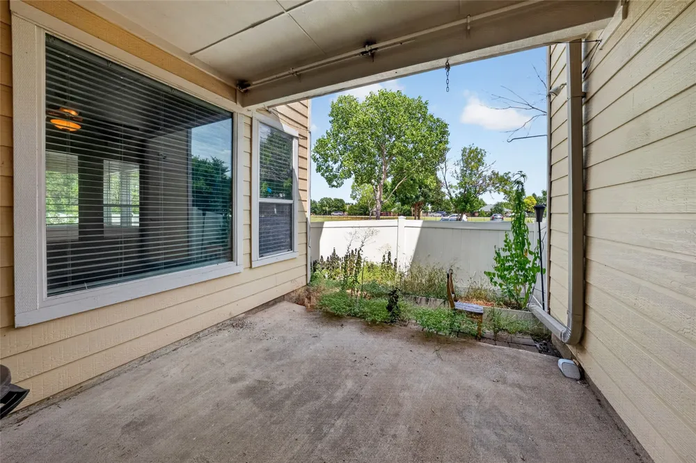 1833 Forsythe Drive Savannah, TX 76227