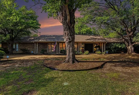 6517 Briarmeade Drive