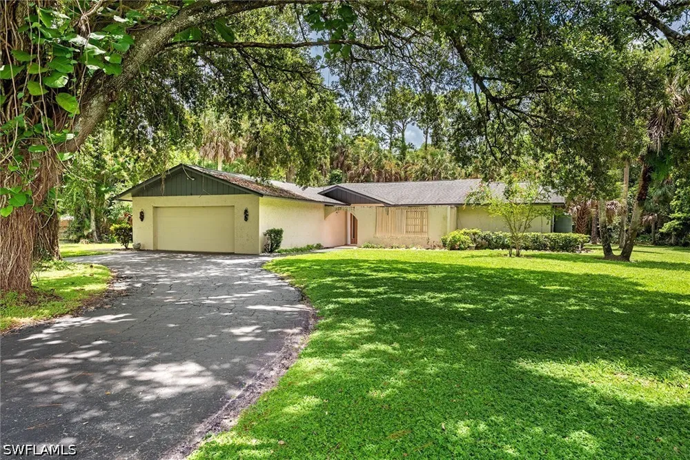 Lancewood Way Naples, FL 34116