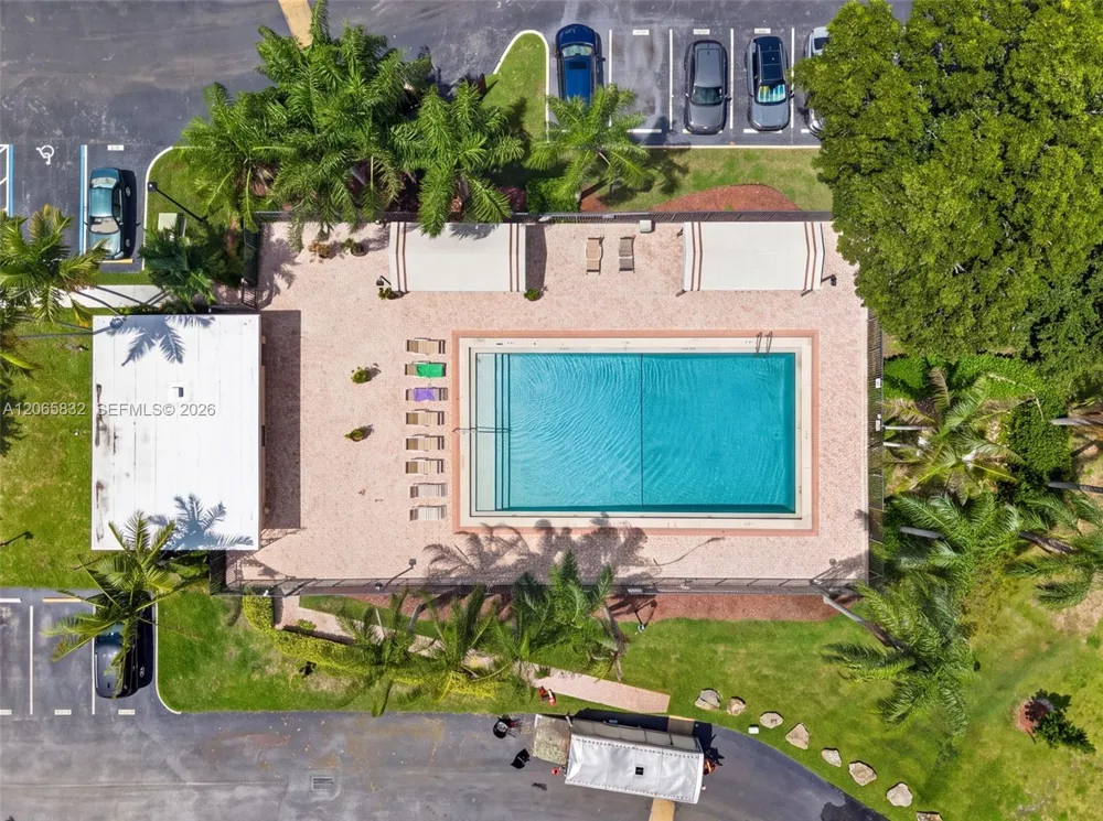 11083 NW 38th Pl Sunrise, FL 33351