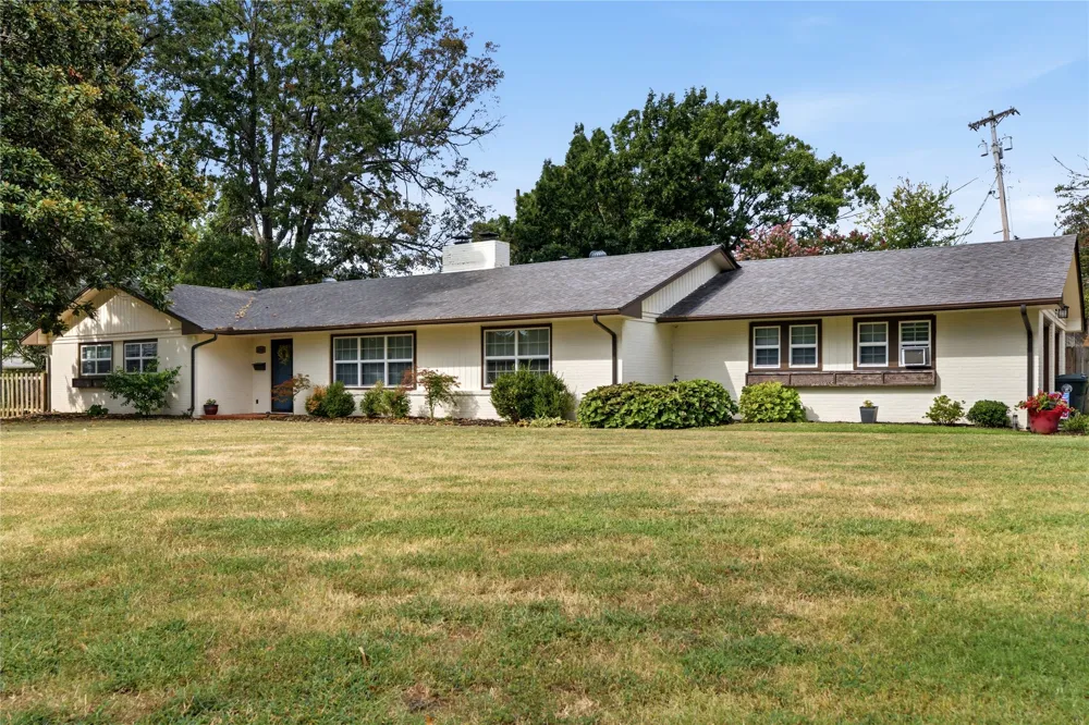 4215 Robertson Boulevard Muskogee, OK 74401