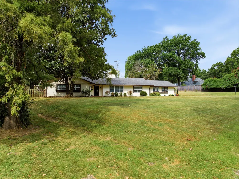 4215 Robertson Boulevard Muskogee, OK 74401