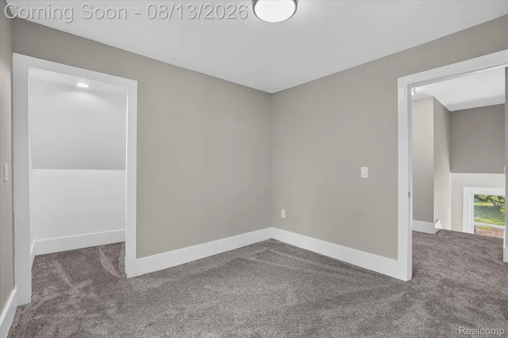 403 Ellen Street E Fenton City, MI 48430