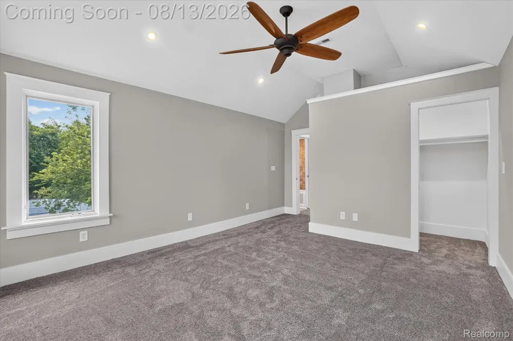 403 Ellen Street E Fenton City, MI 48430