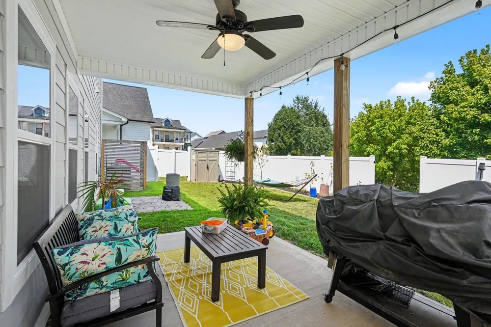225 Daniel St Pleasant View, TN 37146