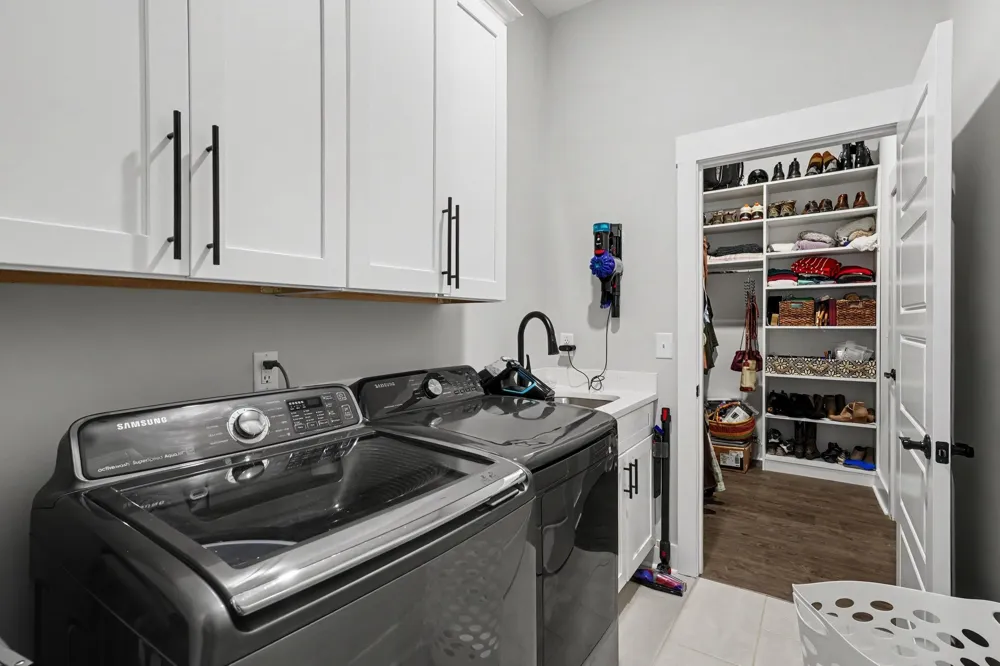225 Daniel St Pleasant View, TN 37146