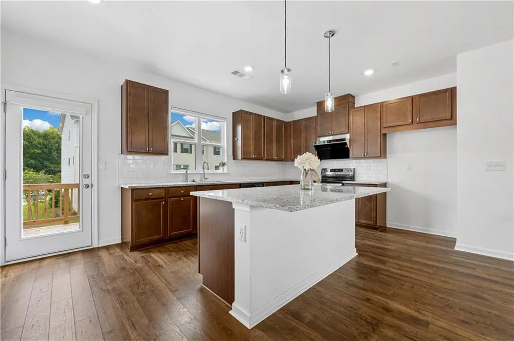 218 Maycrest Path Tucker, GA 30084