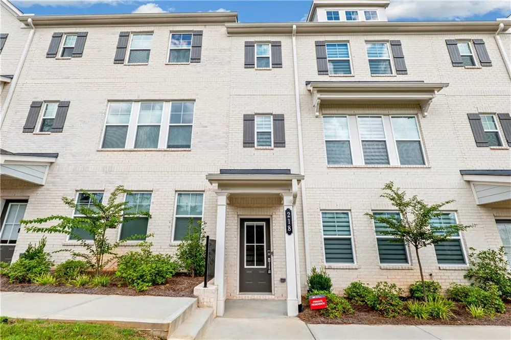 218 Maycrest Path Tucker, GA 30084