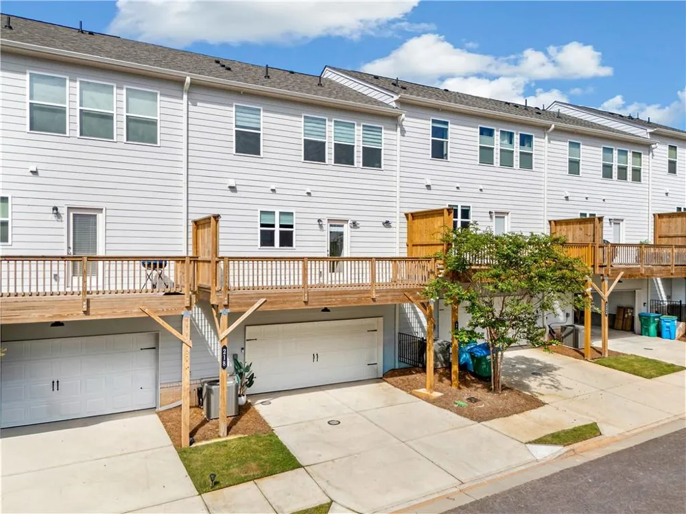 218 Maycrest Path Tucker, GA 30084