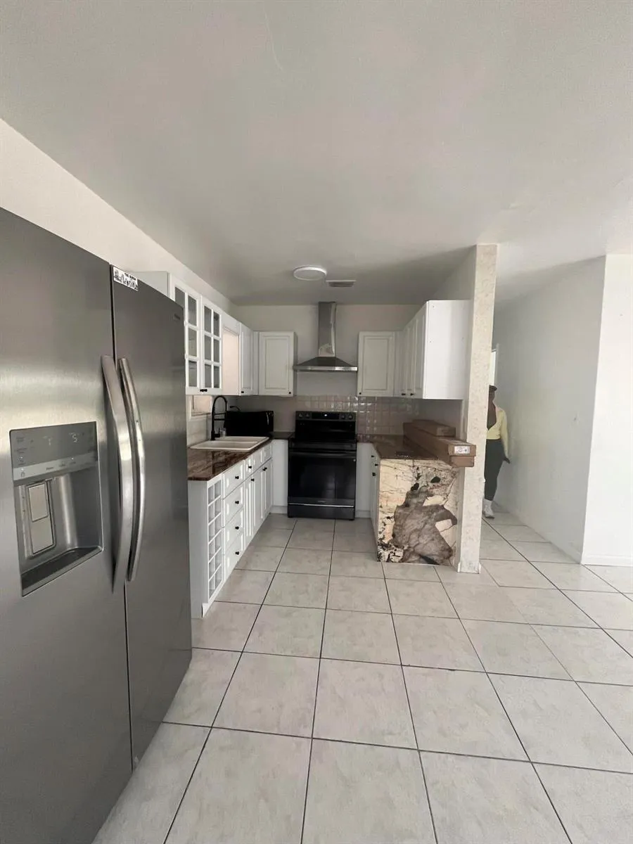 3300 SW 32ND COURT West Park, FL 33023