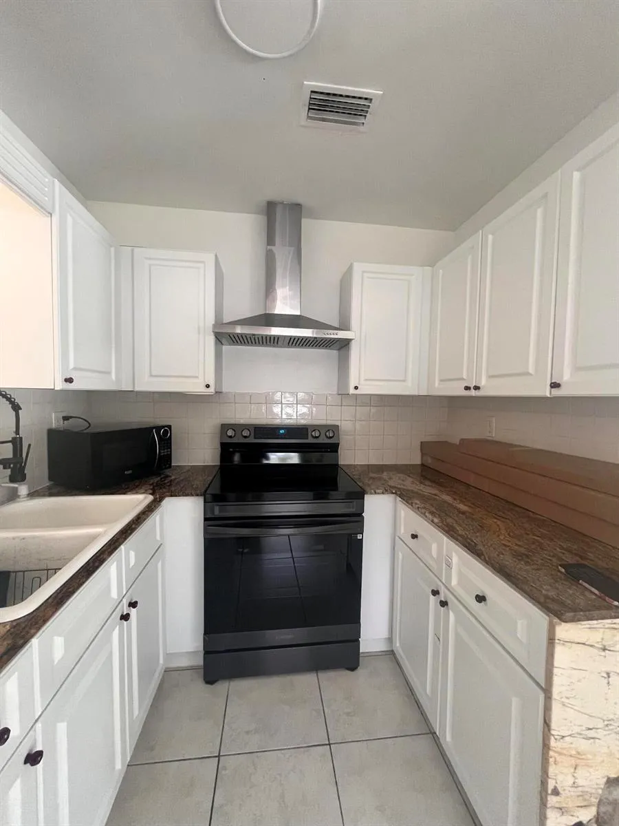 3300 SW 32ND COURT West Park, FL 33023