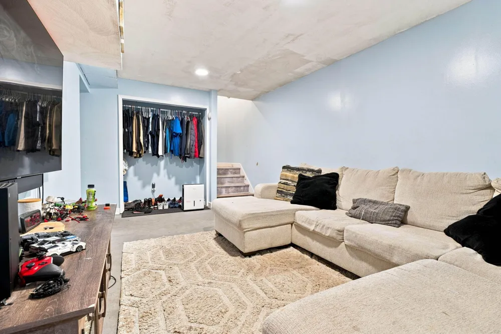 1166 Lee Street SW Wyoming, MI 49509