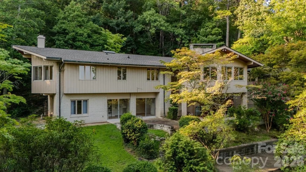 1225 Hogback Mountain Road Tryon, NC 28782