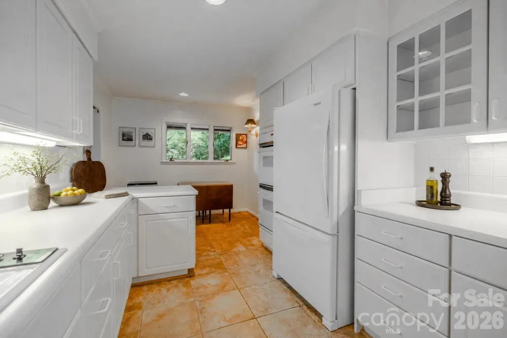1225 Hogback Mountain Road Tryon, NC 28782