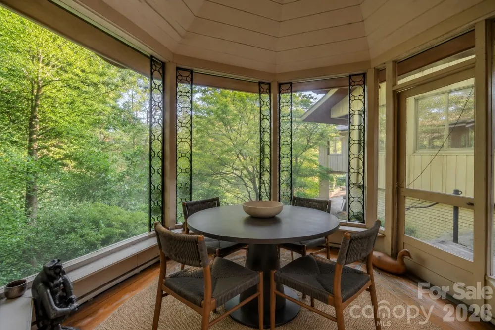 1225 Hogback Mountain Road Tryon, NC 28782